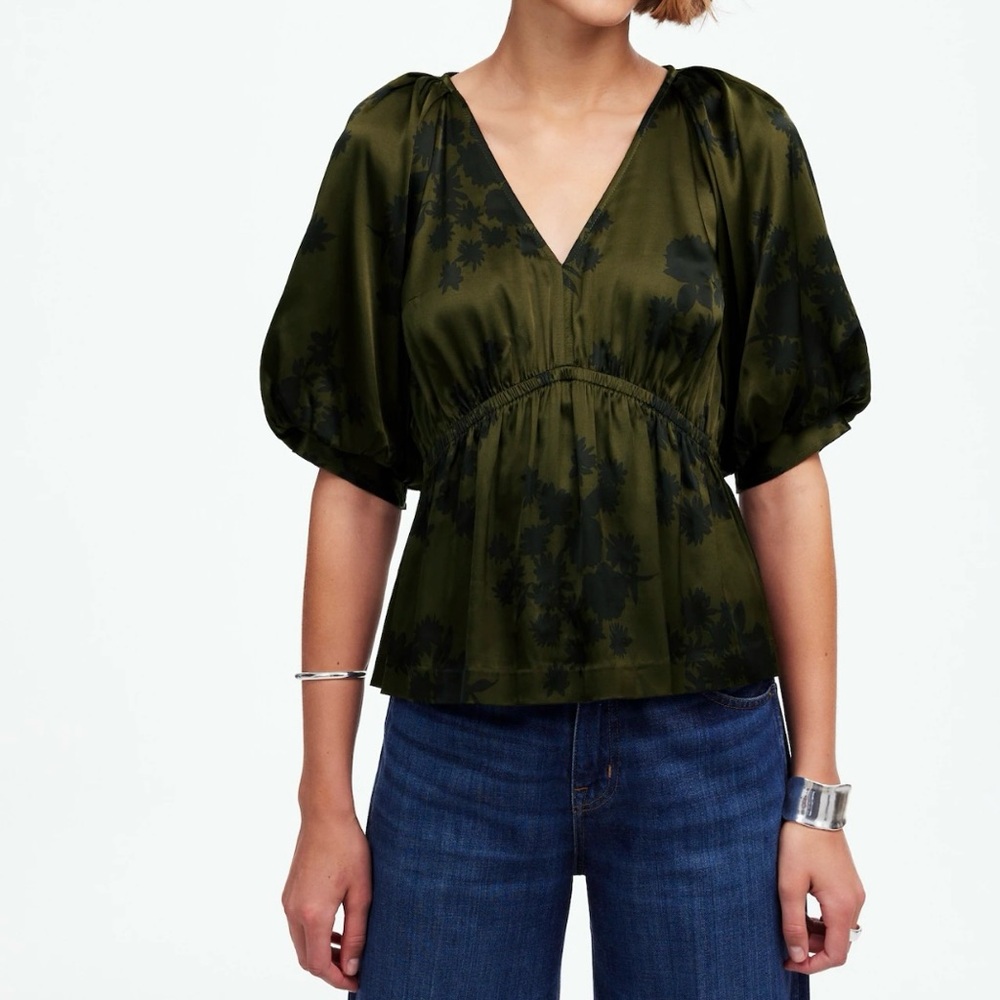 Madewell NWT Satin Shirred Puff-Sleeve Deep-V Top in Mossy Umber, Size X-Large
